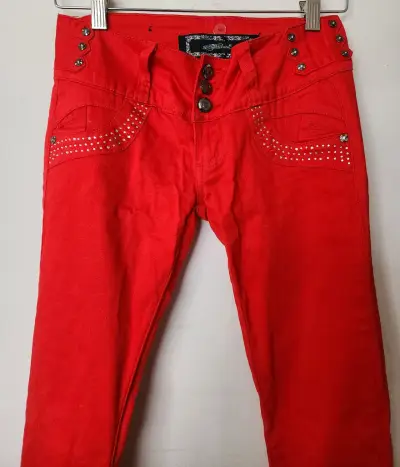 Pantalones rojos slim fit, detalles de cristales - miniatura 3