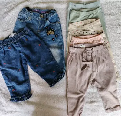 Lote de ropa para bebé niña 6 a 9  meses - miniatura 1