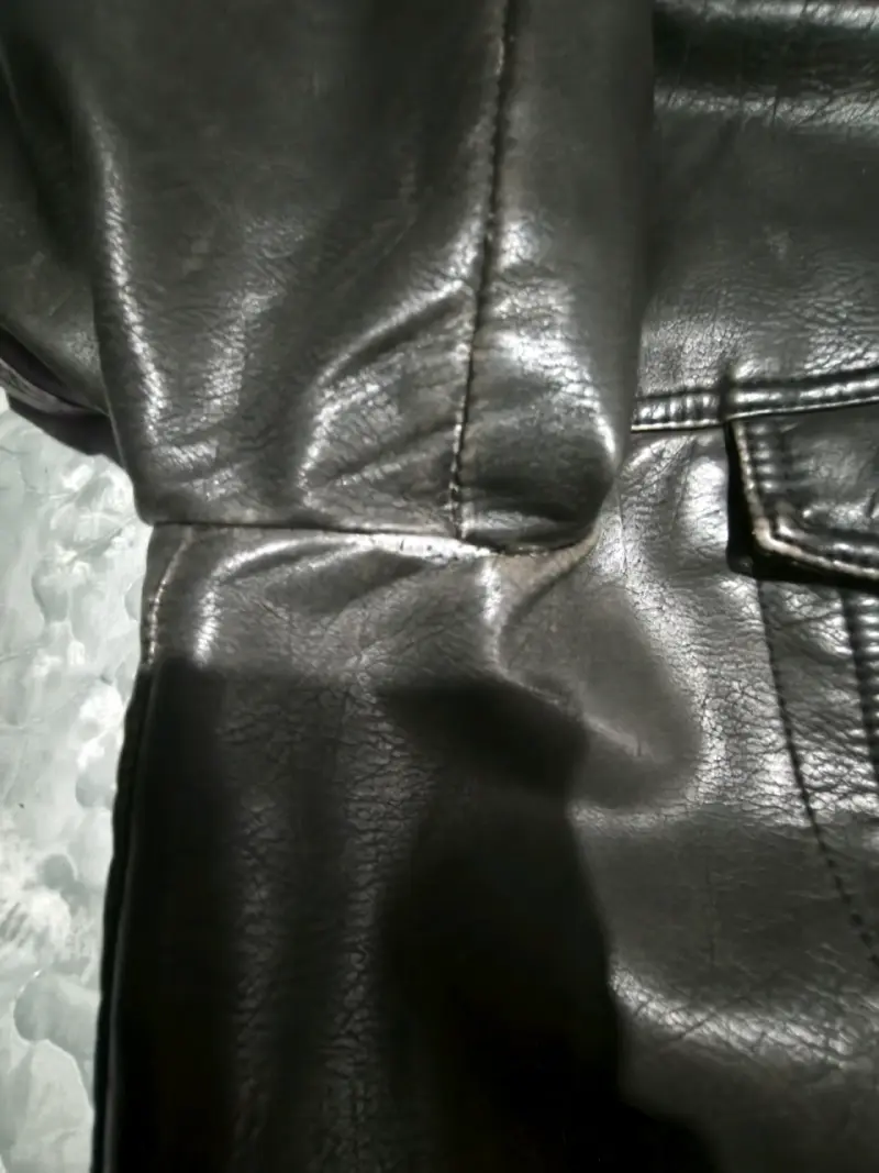 Chaqueta de ecocuero marrón Levi's en buen estado - 6
