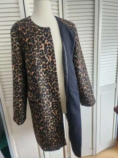 Abrigo lana con el estampado animal print perfecto - miniatura 3