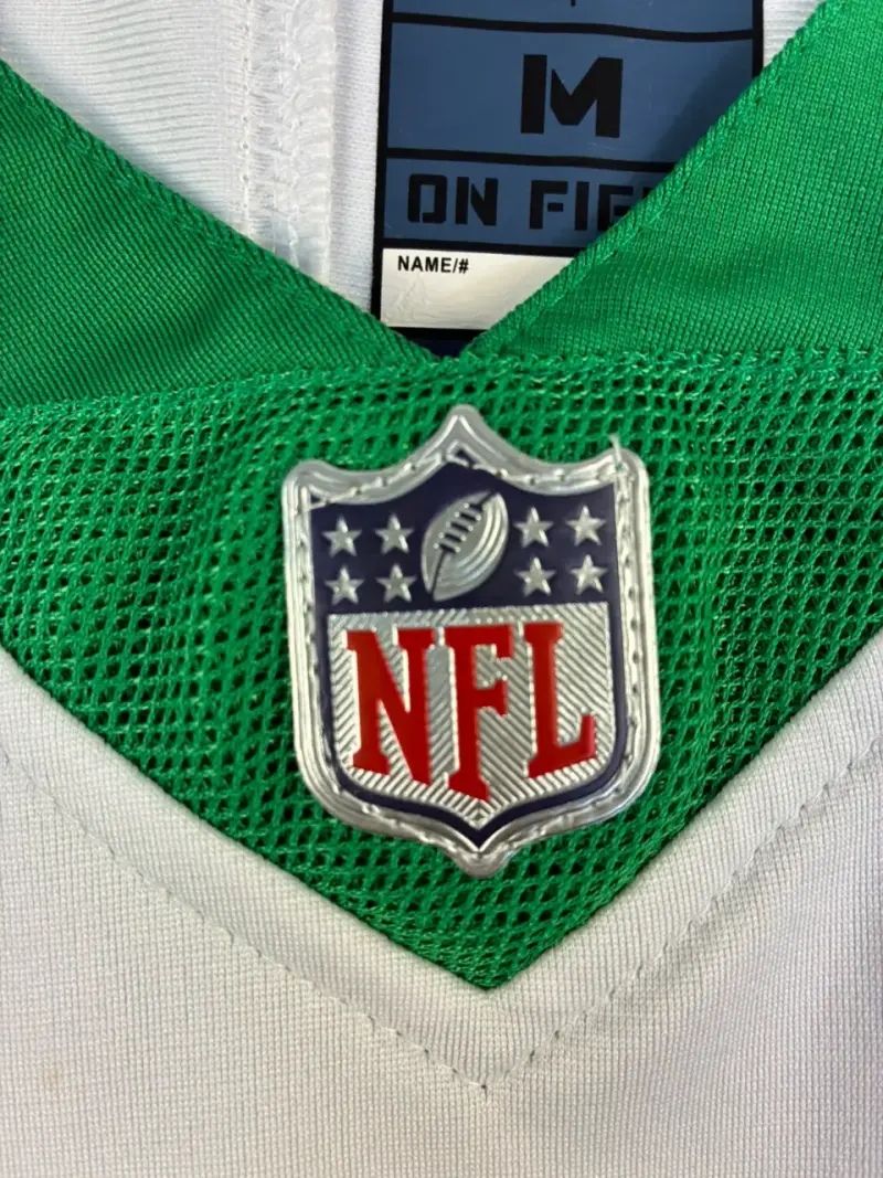Camiseta NFL Nike número 26 blanca y verde - 5
