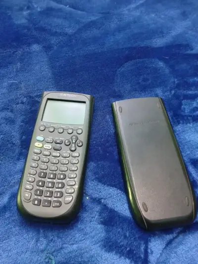 Calculadora Gráfica TI-89 Titanium Texas Instruments - miniatura 3
