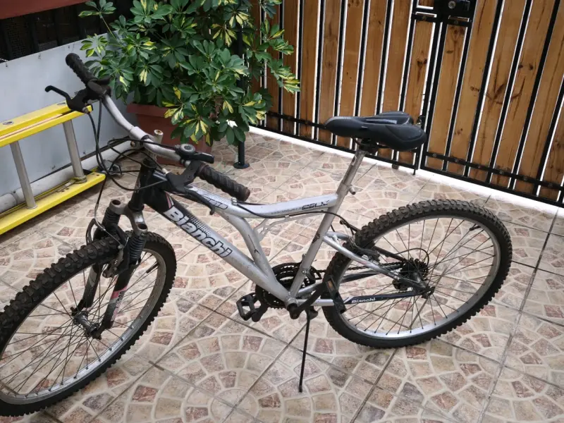 Bicicleta Bianchi de montaña con suspensión