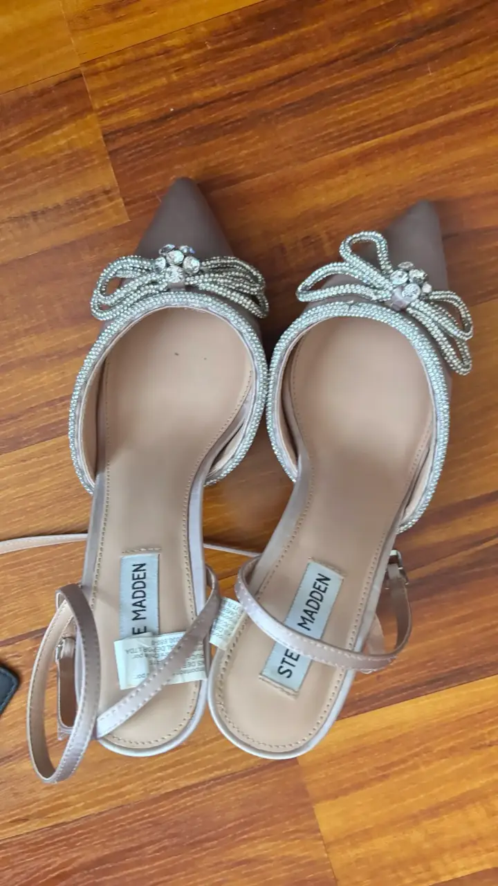 Zapatos de tacón Steve Madden con adorno brillante - 2