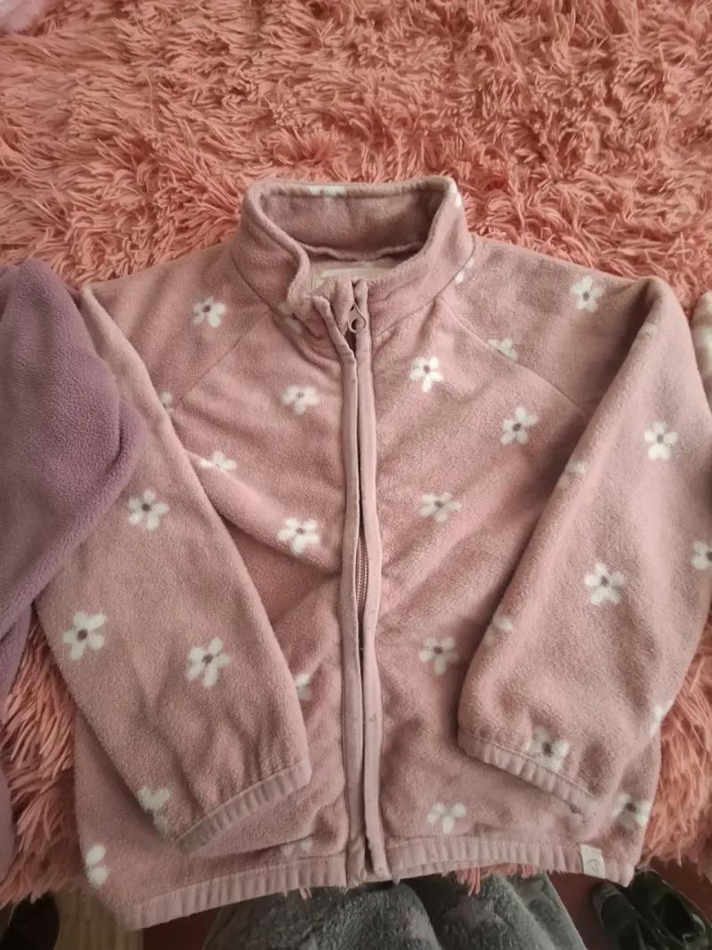 Chaqueta polar para niña con diseño floral y animal print - 2