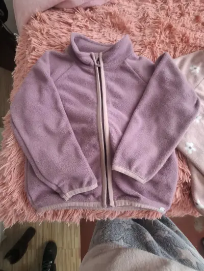 Chaqueta polar para niña con diseño floral y animal print - miniatura 3