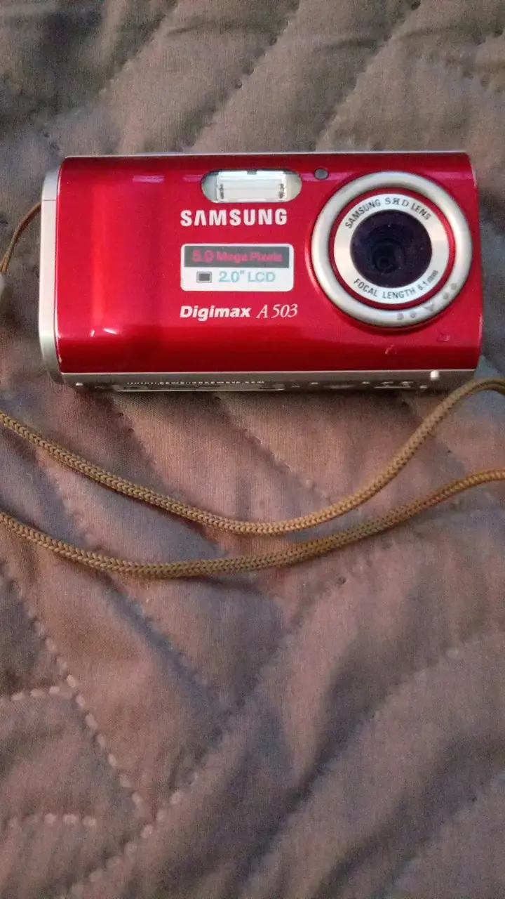 Cámara digital Samsung Digimax A503 roja - 1