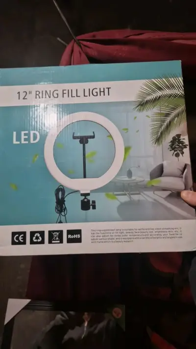 Aro de Luz LED 12 pulgadas con Trípode - miniatura 1
