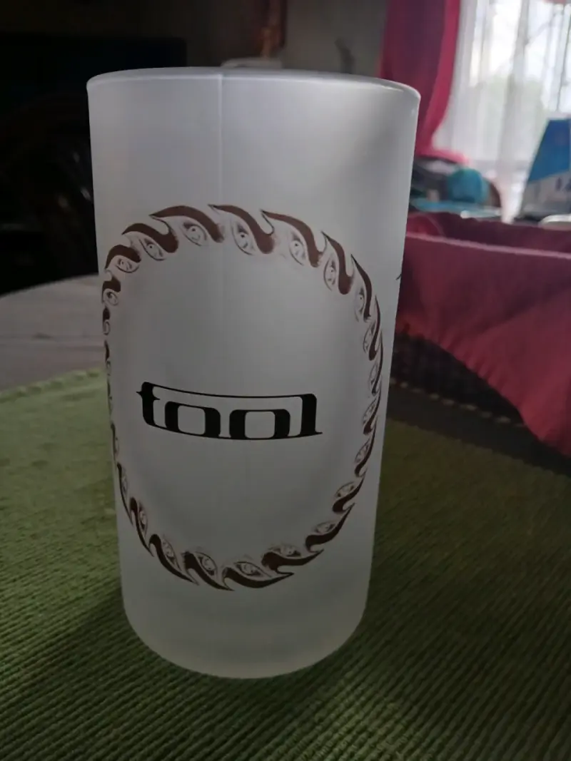 Vaso de vidrio esmerilado con diseño Tool - 1