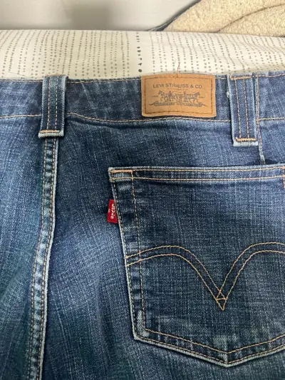 Jeans Levi's 525 Bootcut Mujer Talla 12M - miniatura 3