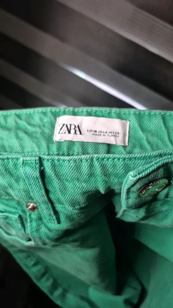 Pantalones verdes de algodón Zara - 3