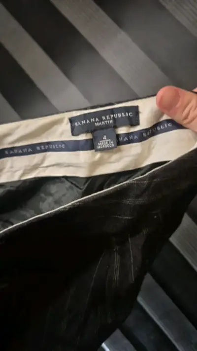 Pantalones de vestir a rayas Banana Republic - miniatura 3