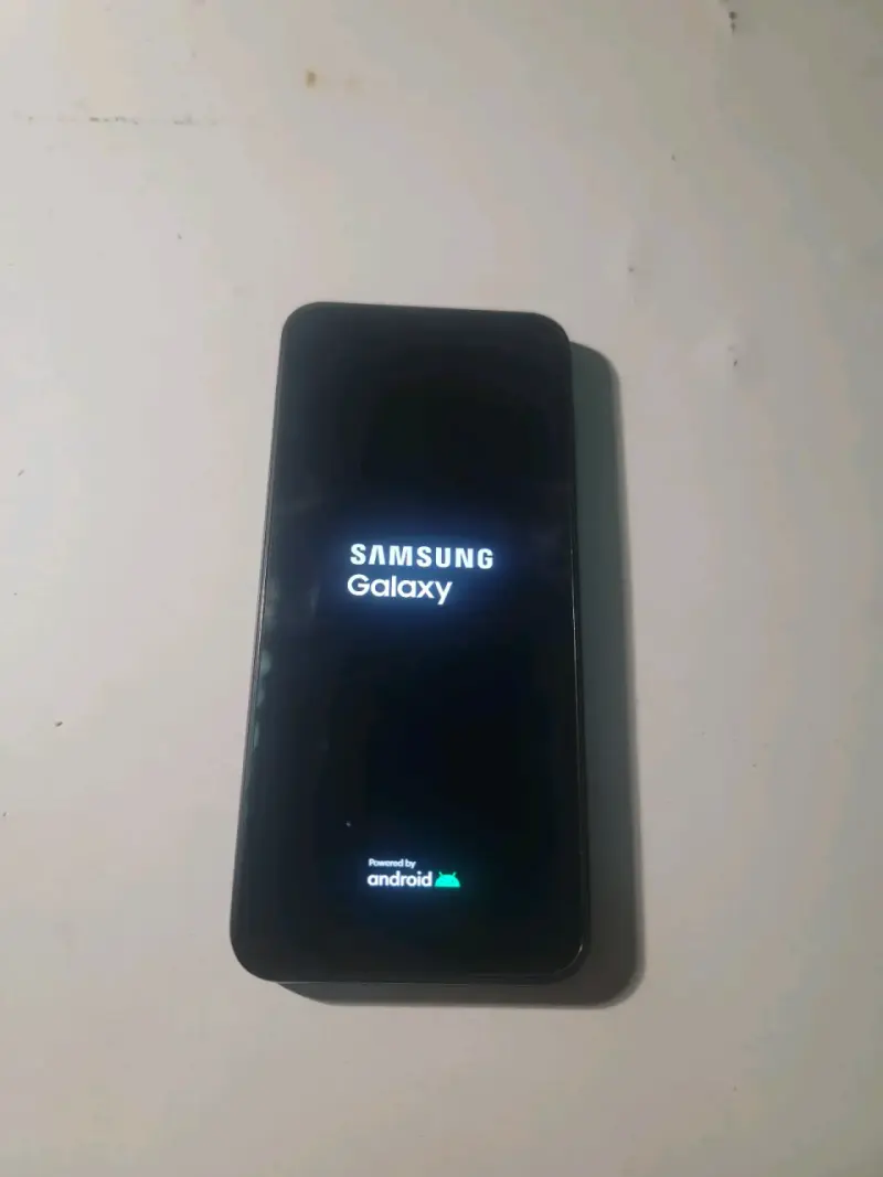 Samsung Galaxy A14 5g con Android 15 - 1