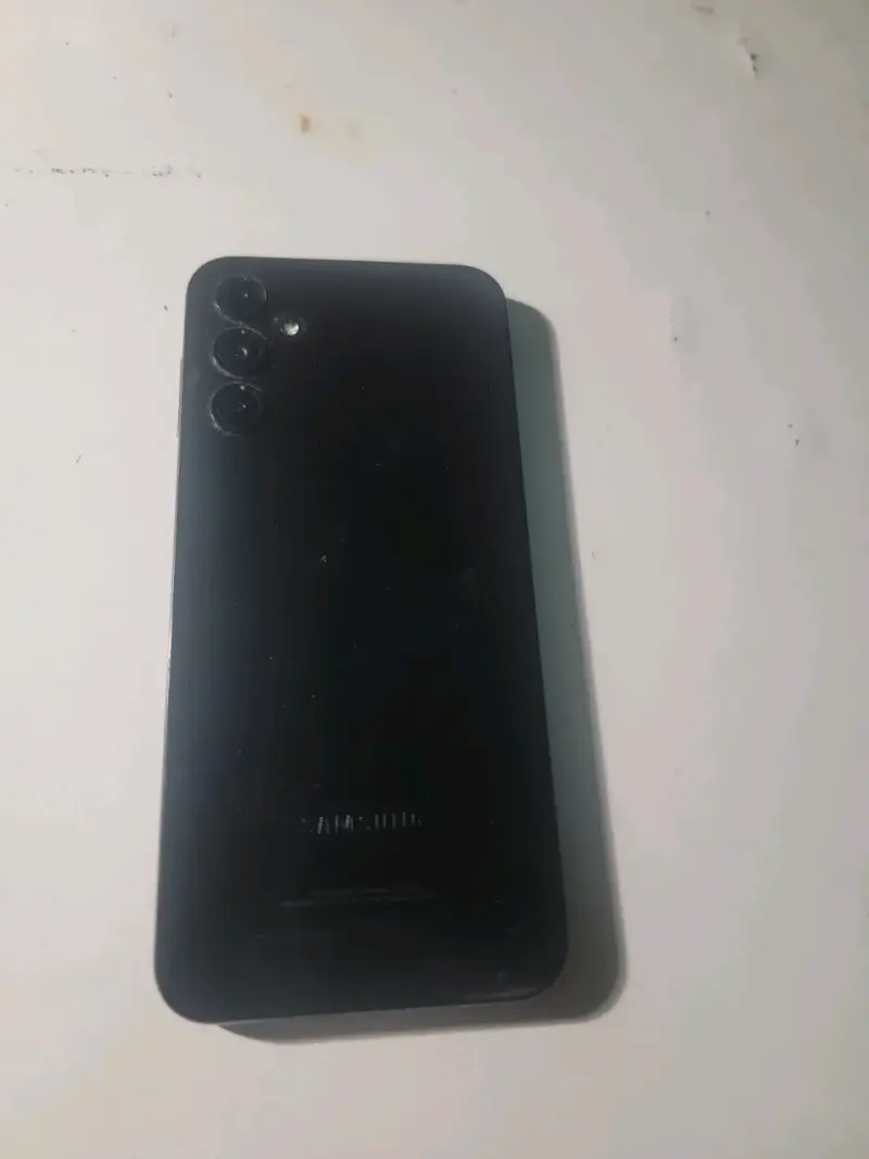 Samsung Galaxy A14 5g con Android 15 - 5