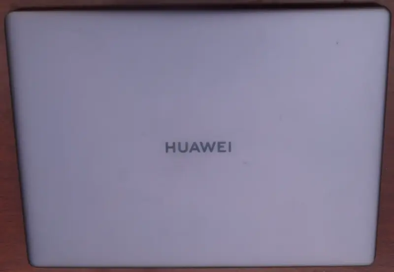 Notebook Huawei MateBook D15 / Ryzen 5 / 8GB RAM - 1
