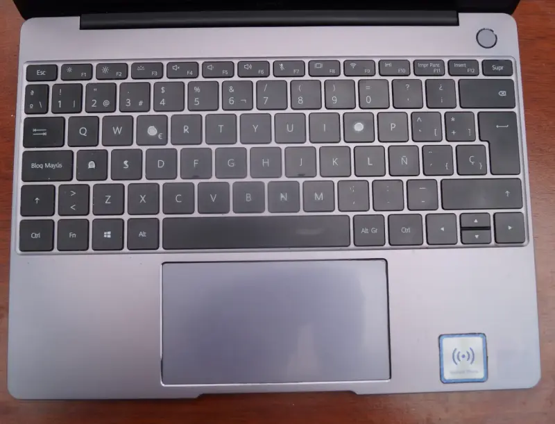 Notebook Huawei MateBook D15 / Ryzen 5 / 8GB RAM - 5