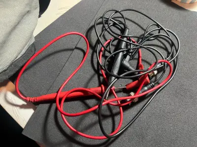 Tester CCTV Dahua con pantalla táctil y cables - miniatura 4