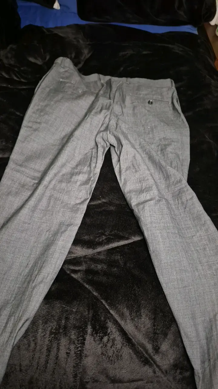 Pantalones de vestir Calvin Klein Slim Fit grises - 4