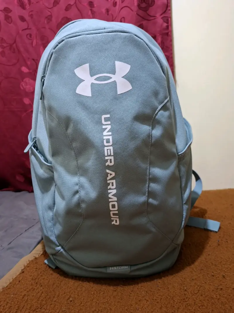 Mochila deportiva Under Armour - 1