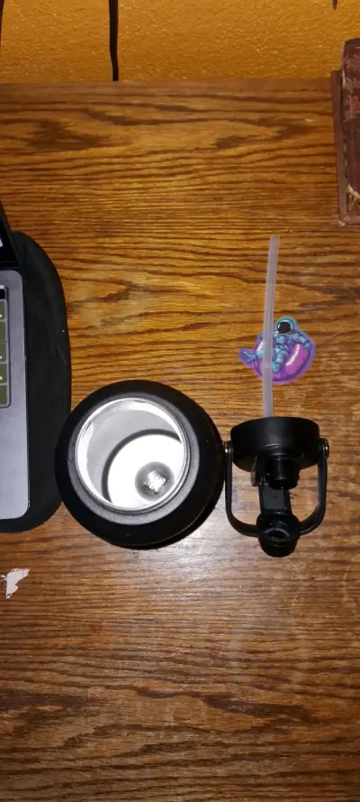 Botella térmica Bubba negra con tapa de sorbete - miniatura 3