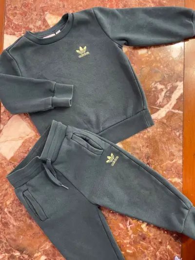 Conjunto deportivo para niños Adidas verde - miniatura 1