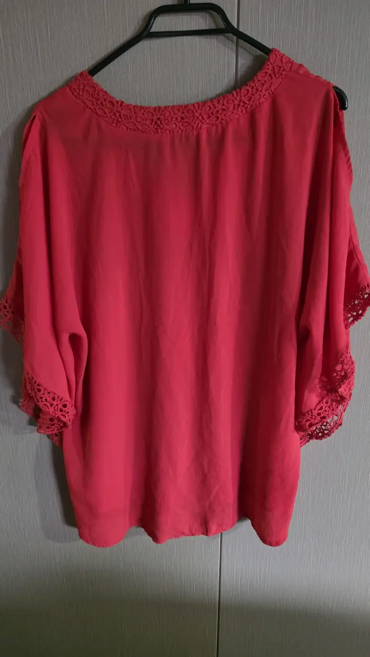 Blusa roja con encaje para mujer talla M - 4