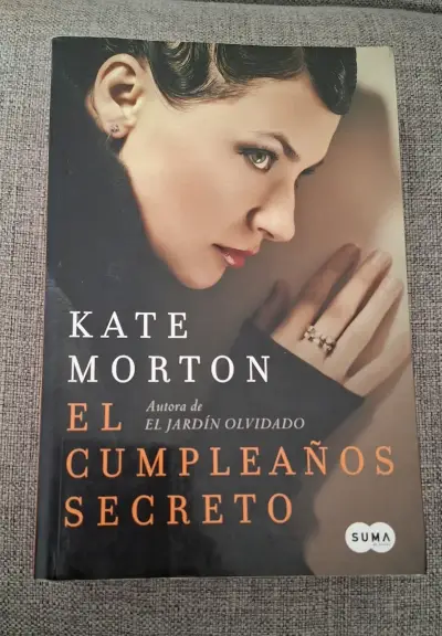 Libro 'El Cumpleaños Secreto' de Kate Morton - miniatura 1