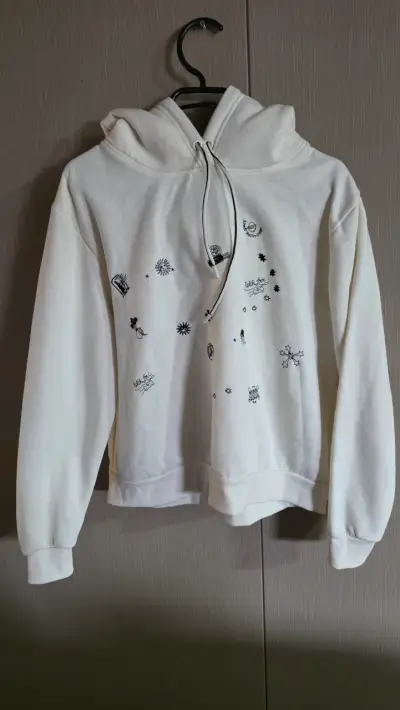 Polerón blanco con estampado gráfico - miniatura 1
