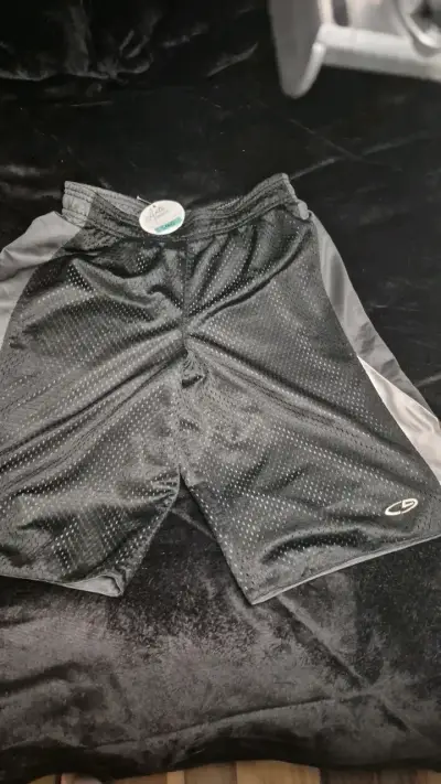 Shorts deportivos negros para hombre Artos - miniatura 1