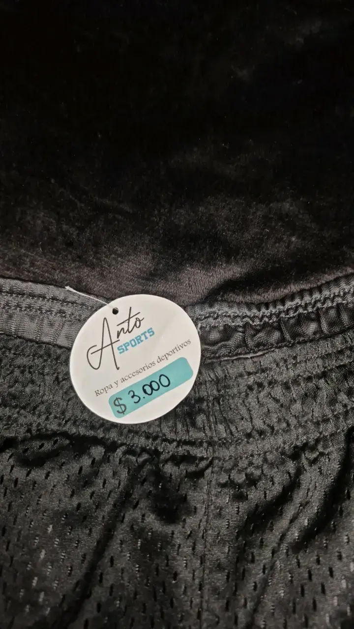 Shorts deportivos negros para hombre Artos - 2