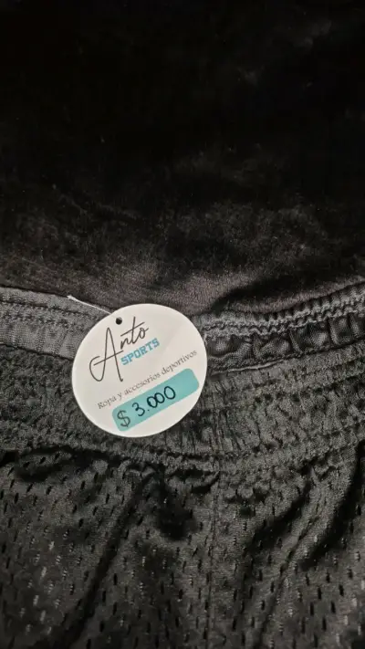 Shorts deportivos negros para hombre Artos - miniatura 2