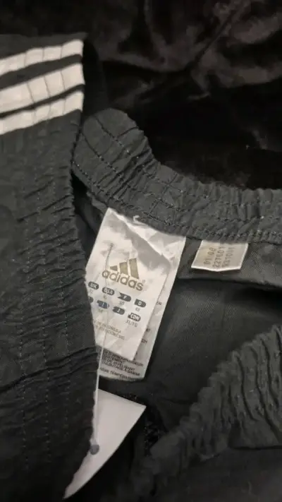 Pantalones deportivos negros Adidas con franjas - miniatura 3