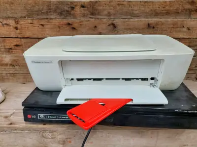 Impresora Canon Pixma iP2702 en buen estado - miniatura 2