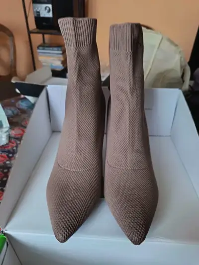 Botines de punto marrón con tacón alto - miniatura 1