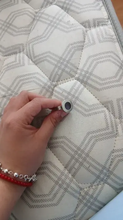 Anillo de plata con piedra morada - miniatura 1