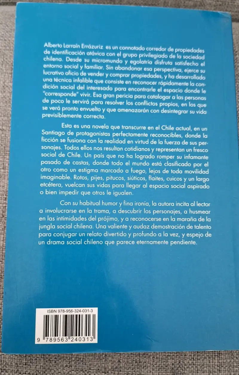Libro 'Vendo Casa en el Barrio Alto' / Elizabeth S - 2