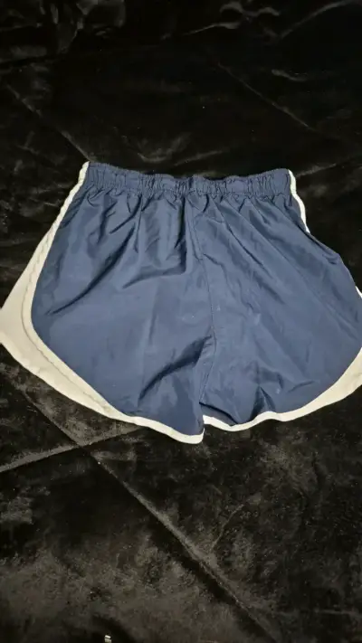 Shorts deportivos azules Reebok talla M - miniatura 2