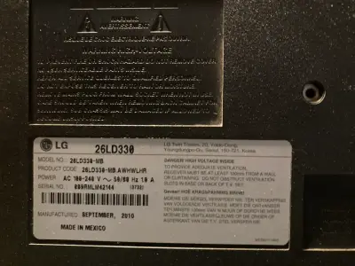Televisor LG 26 pulgadas modelo 26LD330 - miniatura 3