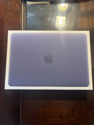 MacBook Neo Touch ID en excelente estado - miniatura 1