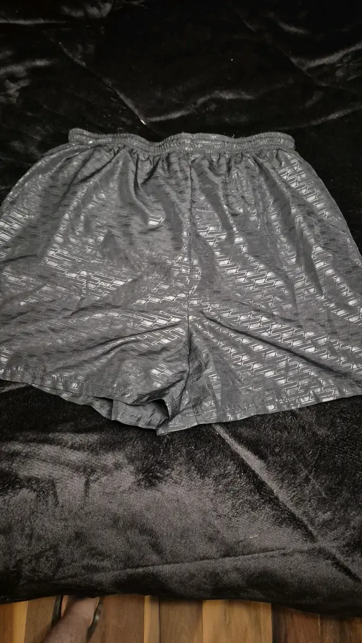 Shorts deportivos Reebok negros talla L