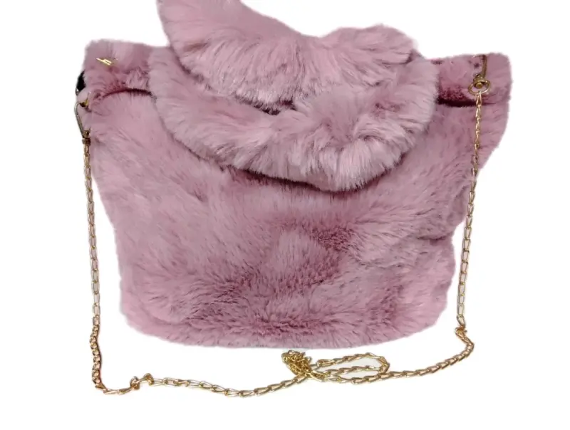 Cartera de mano brillante con cadena dorada - 5