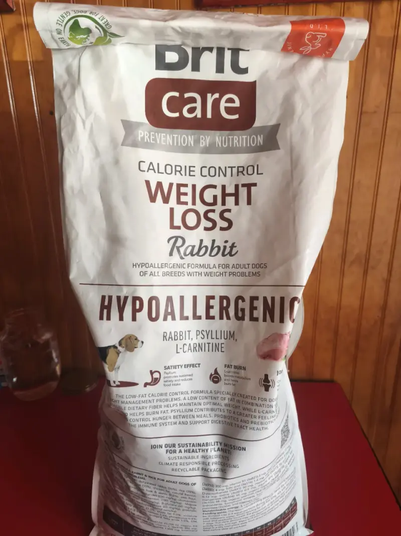 Alimento para perros Brit Weight Loss 9 kg abierto - 2