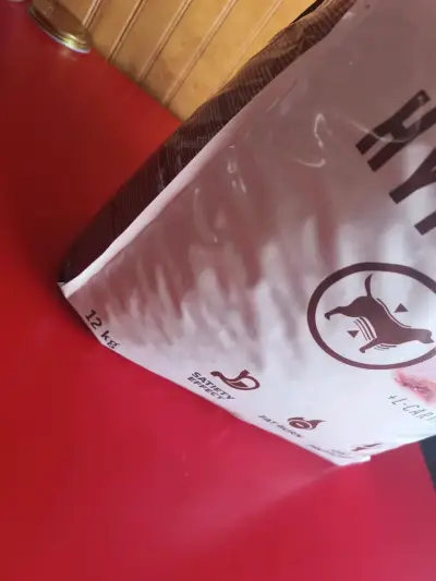 Alimento para perros Brit Weight Loss 9 kg abierto - miniatura 3