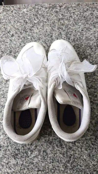 Zapatillas Reebok cuero Usadísimas #39 - miniatura 5