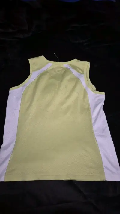 Polera Deportiva Sin Mangas Russell Athletic Verde - miniatura 3