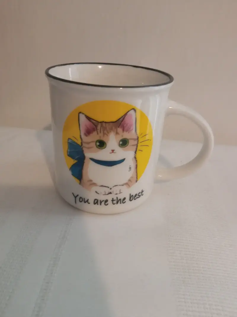 Taza de cerámica con diseño de gato - 3