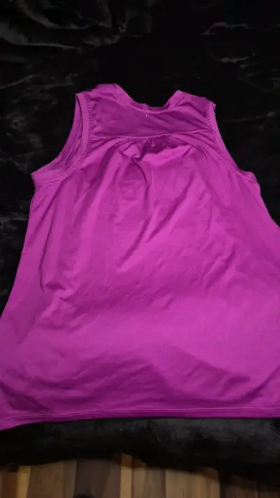 Polera sin mangas morada para mujer talla M - miniatura 3
