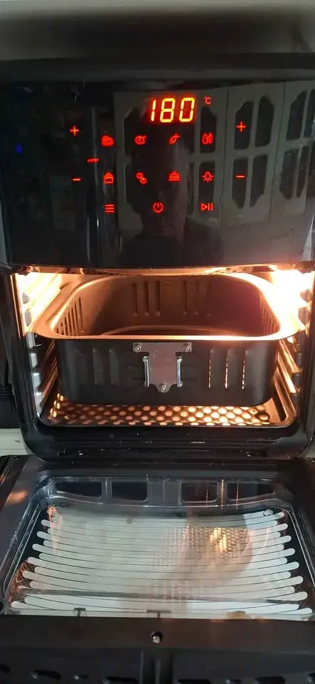 Freidora de Aire Mademsa con Pantalla Digital 12L - 6