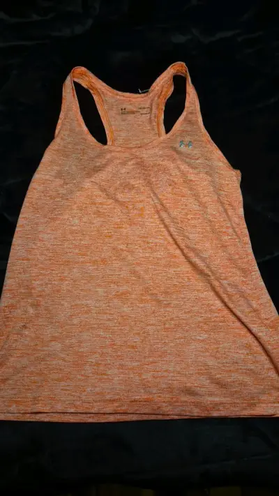 Polera Deportiva Mujer Under Armour Naranja - miniatura 1