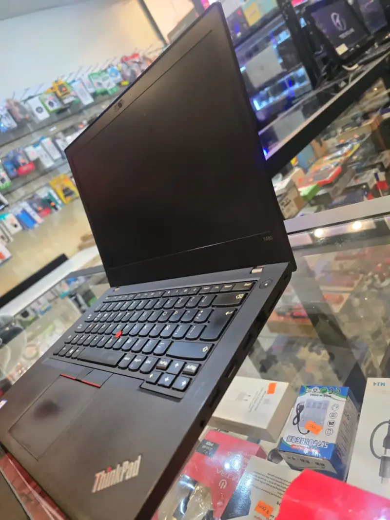 Laptop Lenovo ThinkPad T480 en buen estado - 2
